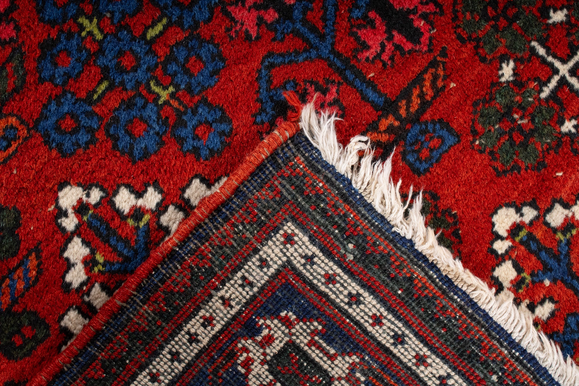 Persia Joshegarn Rug <br> 4'4' x 6'9'