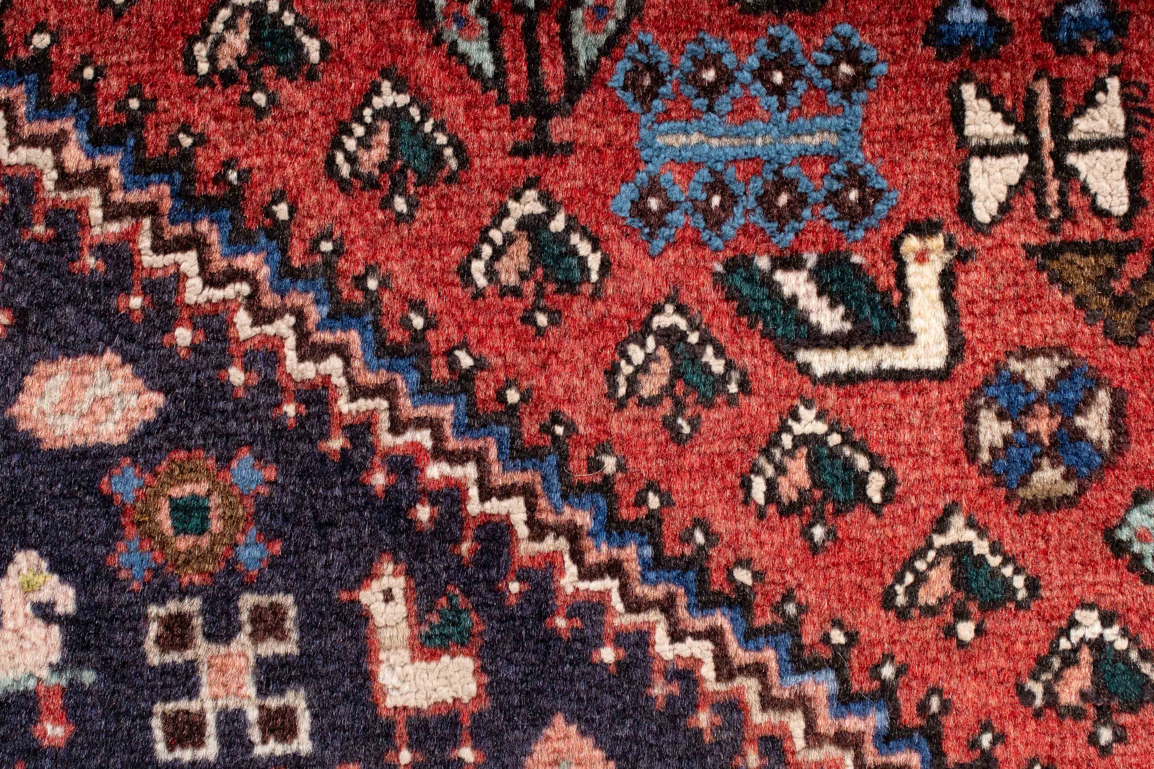 Vintage Persian Abadeh Rug <br> 5'2 x 6'9