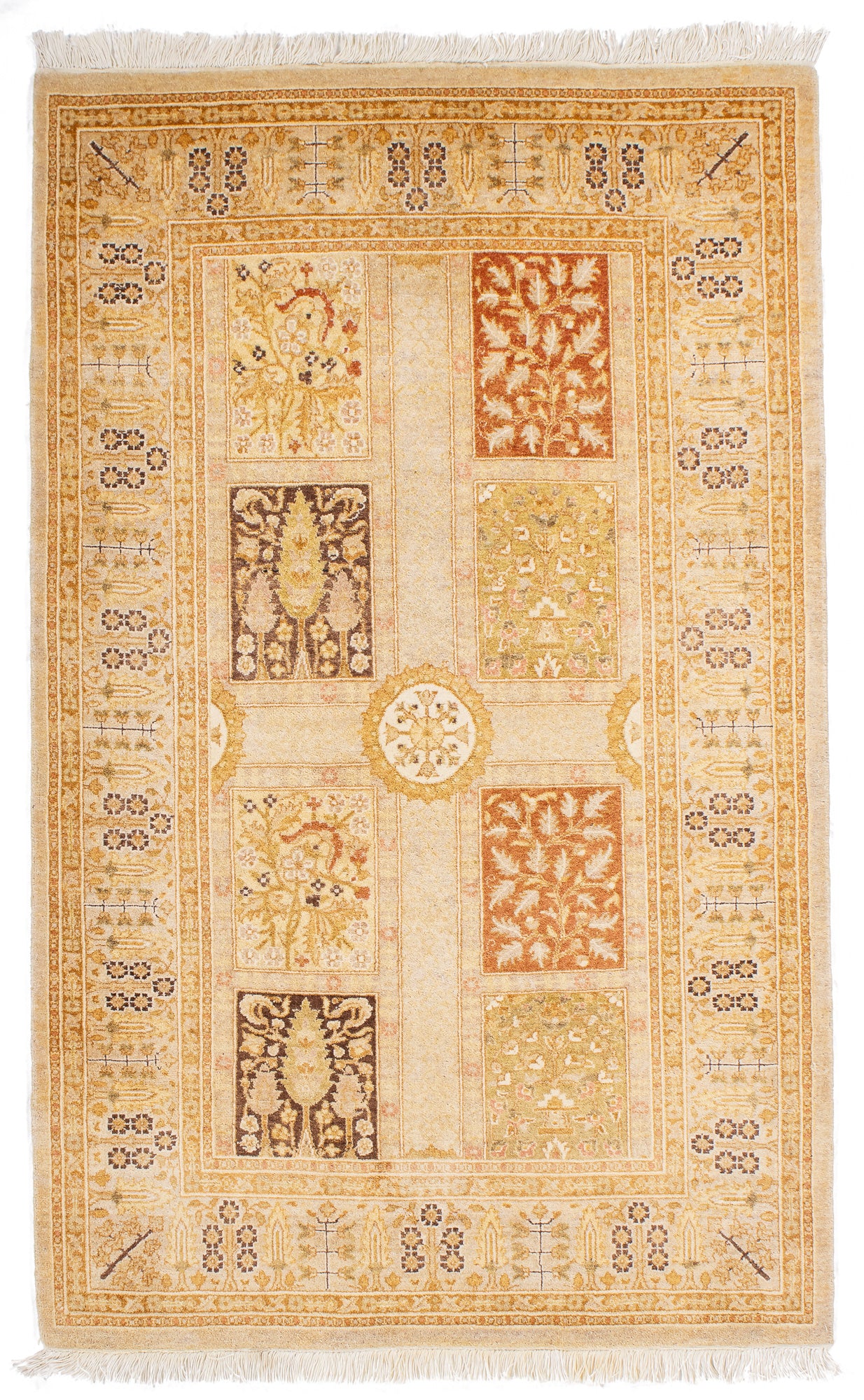 Pakistan Serapi, Book Cover Design Rug <br> 3'3' x 5'1'