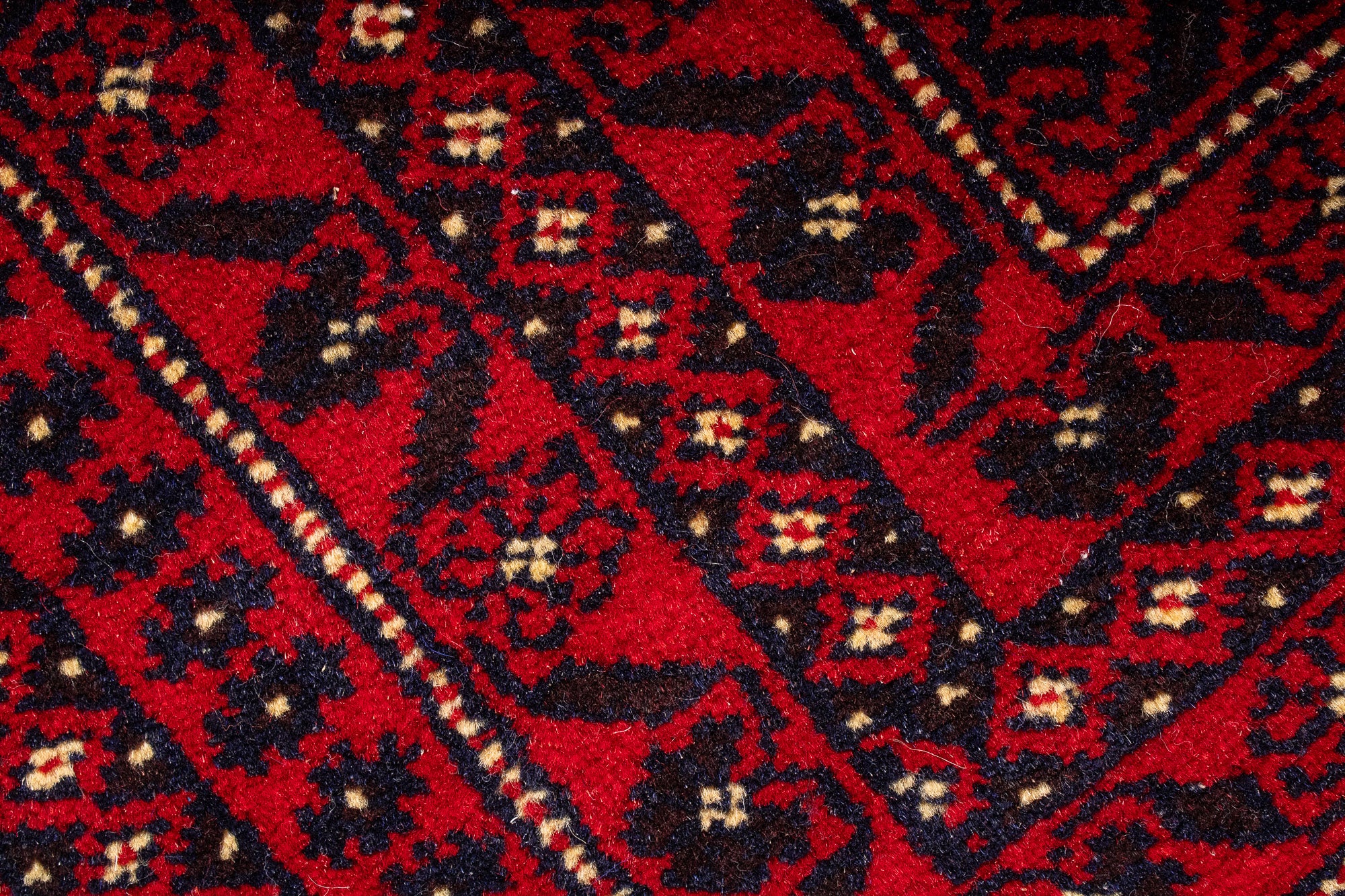 Persia Turkoman Rug <br> 3'10' x 5'8'