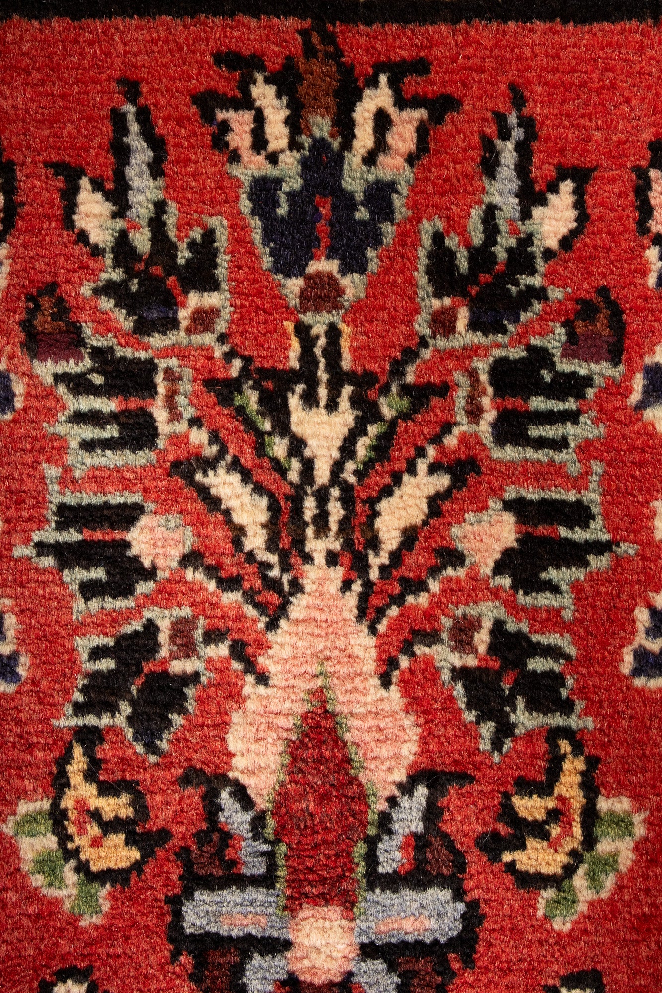 Traditional Persian Hamadan Rug <br> 2'9 x 4'3