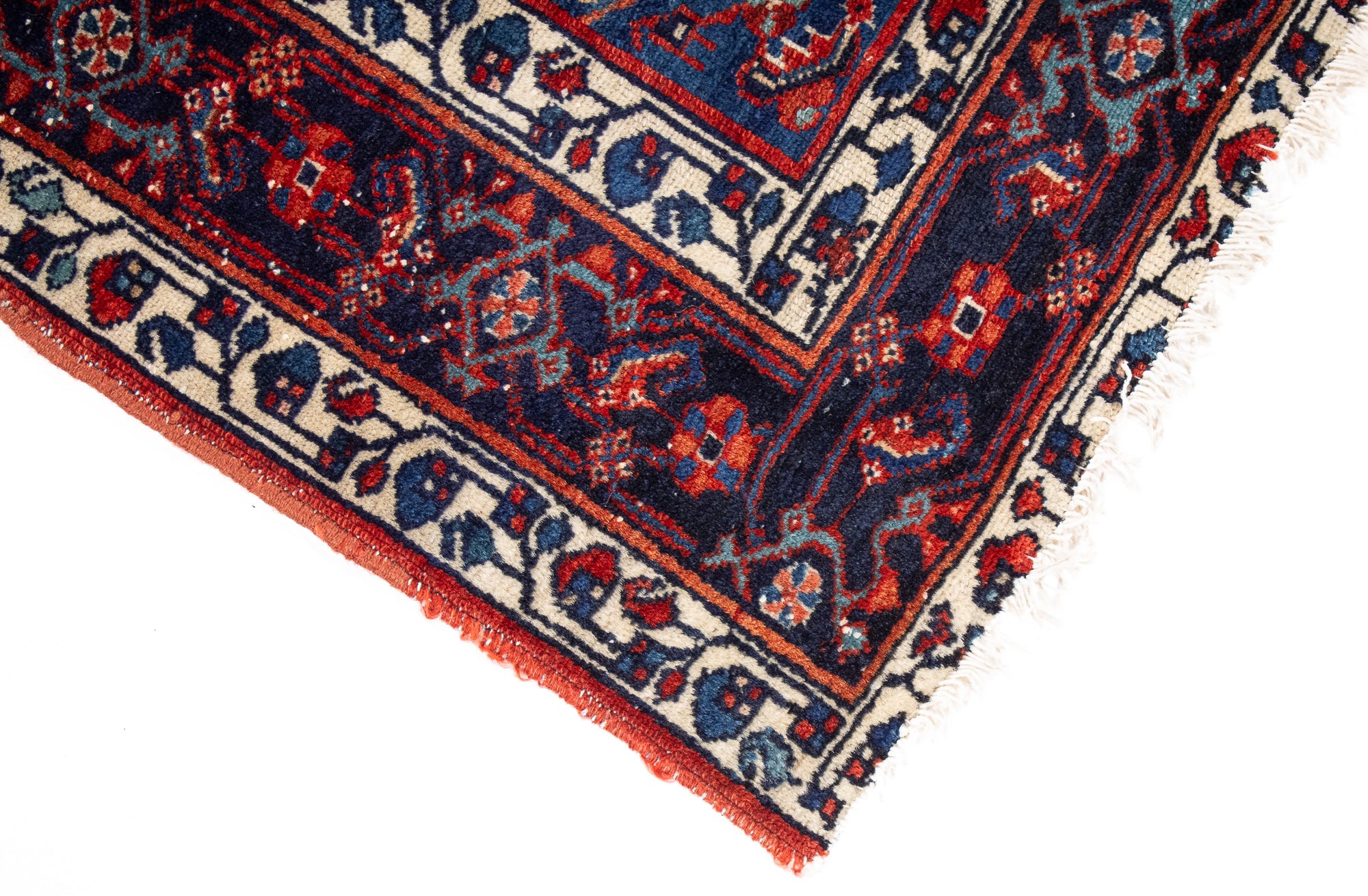 Traditional Persia Senneh Rug <br> 3'3' x 4'8'