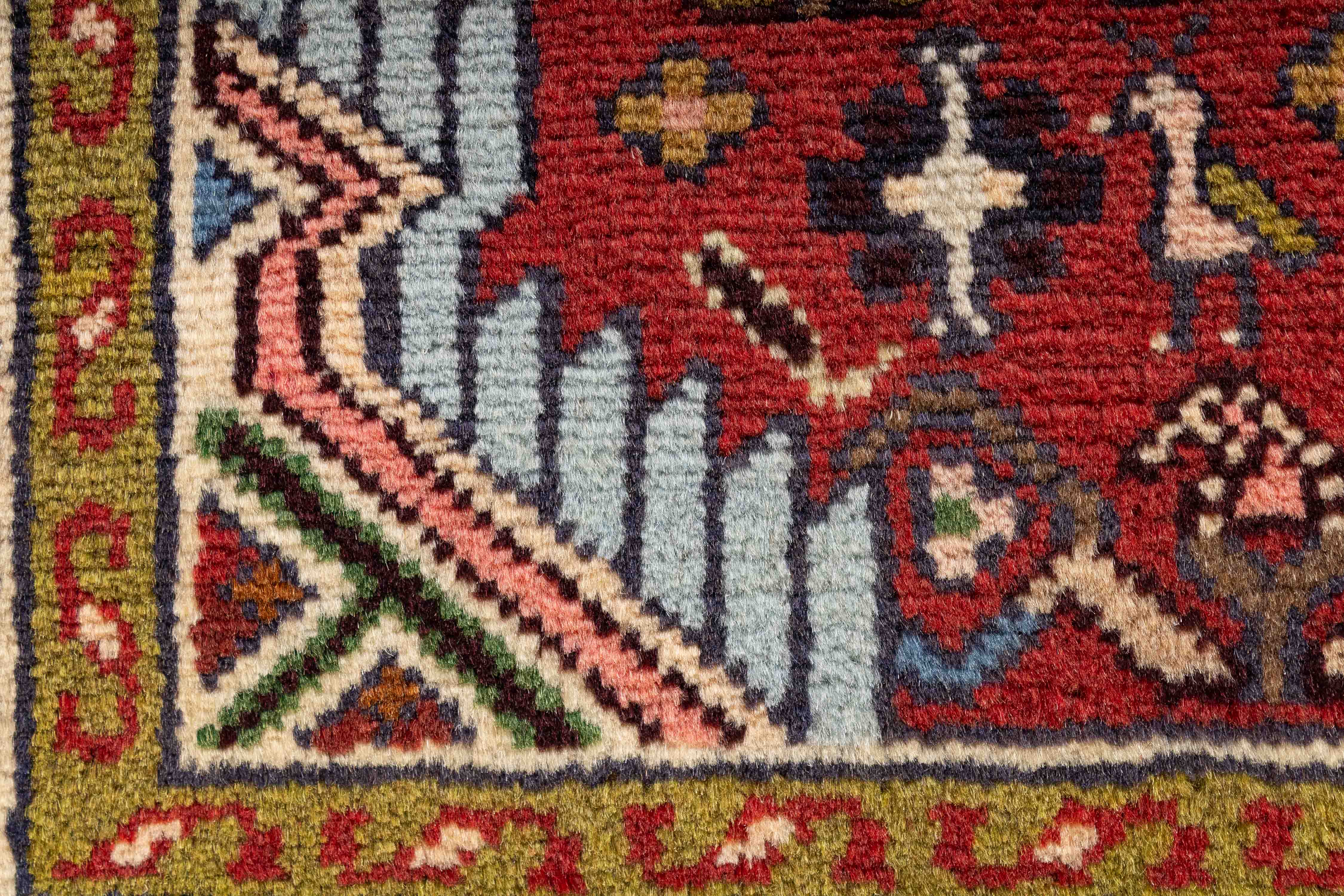 Traditional Persian Hamadan Rug <br> 2'6 x 4'0