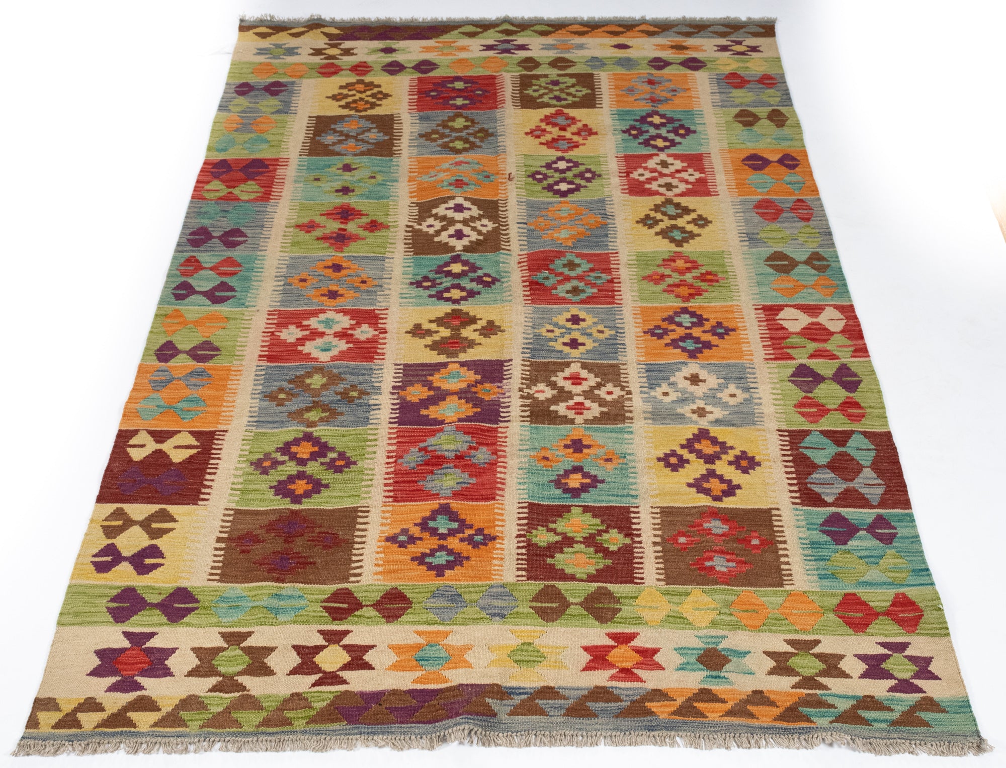 Pakistani Kilim Rug <br> 5'9 × 8'7