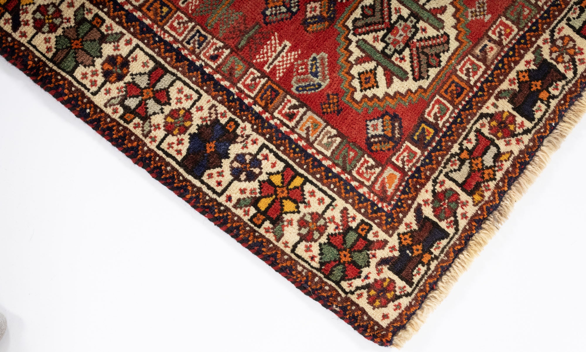 Persian Gabbeh Qashqai-design <br> 3'6 × 5'0