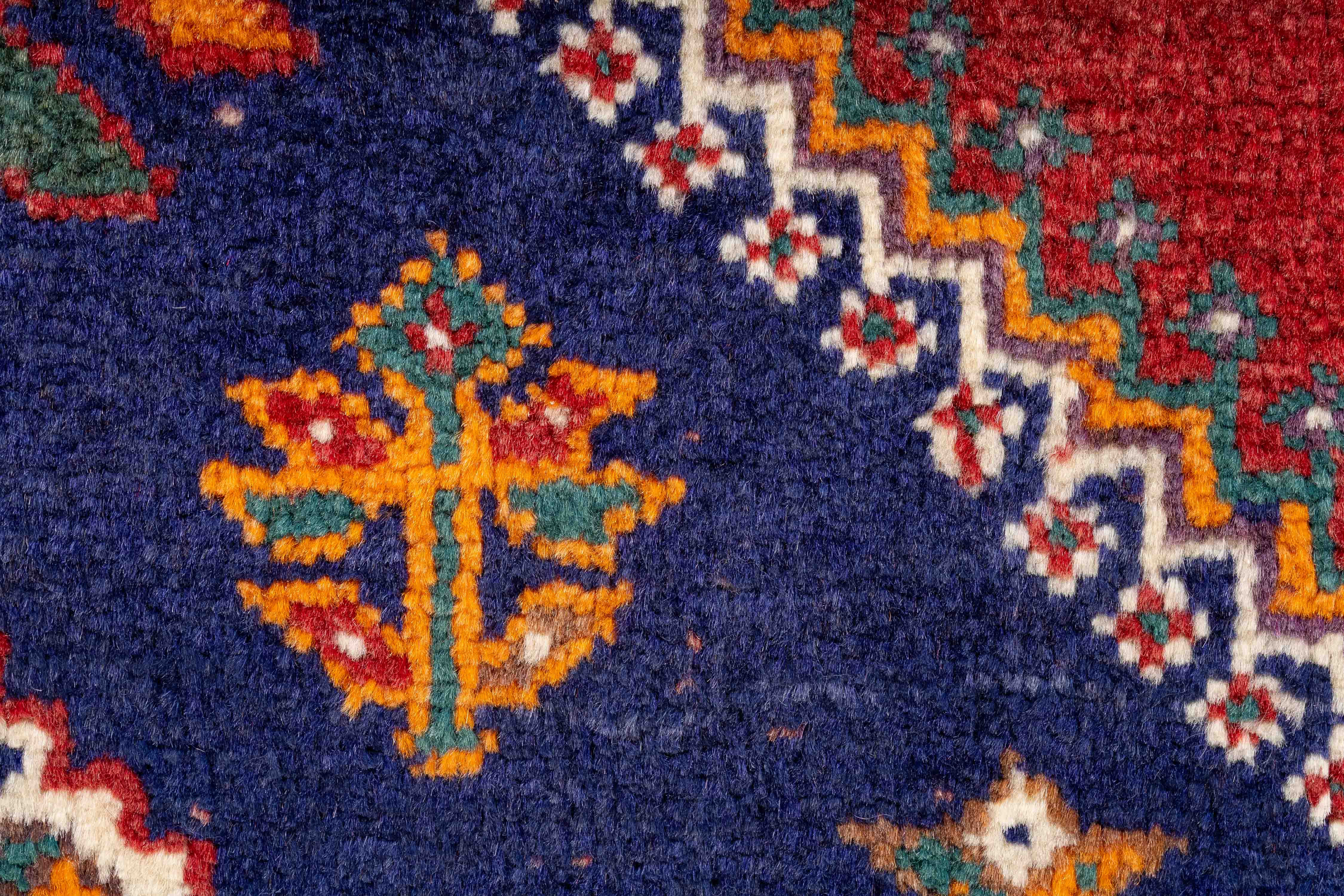 Authentic Persian Qashqa'I Tribal Rug <br> 3'5 x 5'0