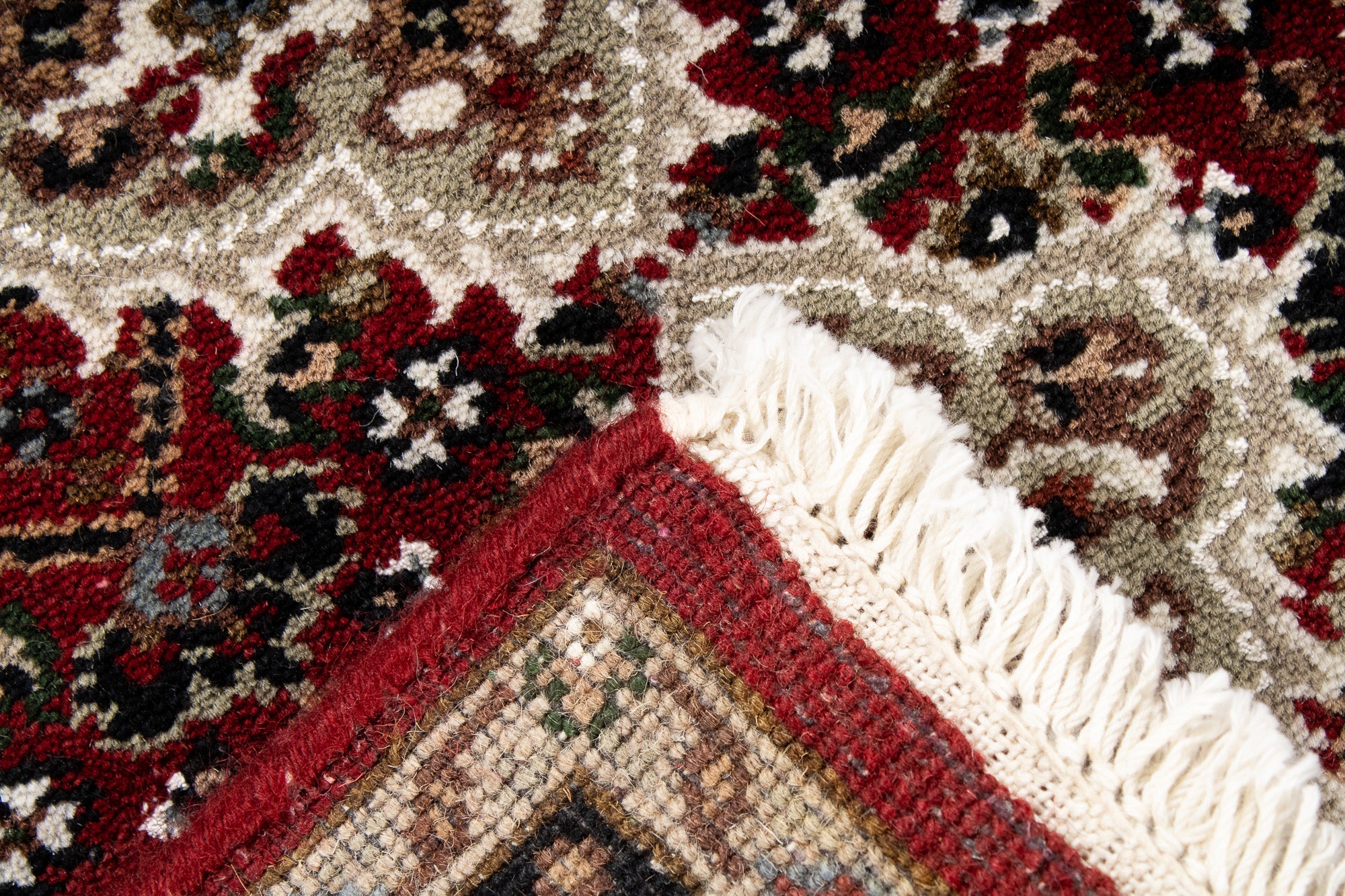 India Bidjar Accent Rug <br> 2'8 x 3'10