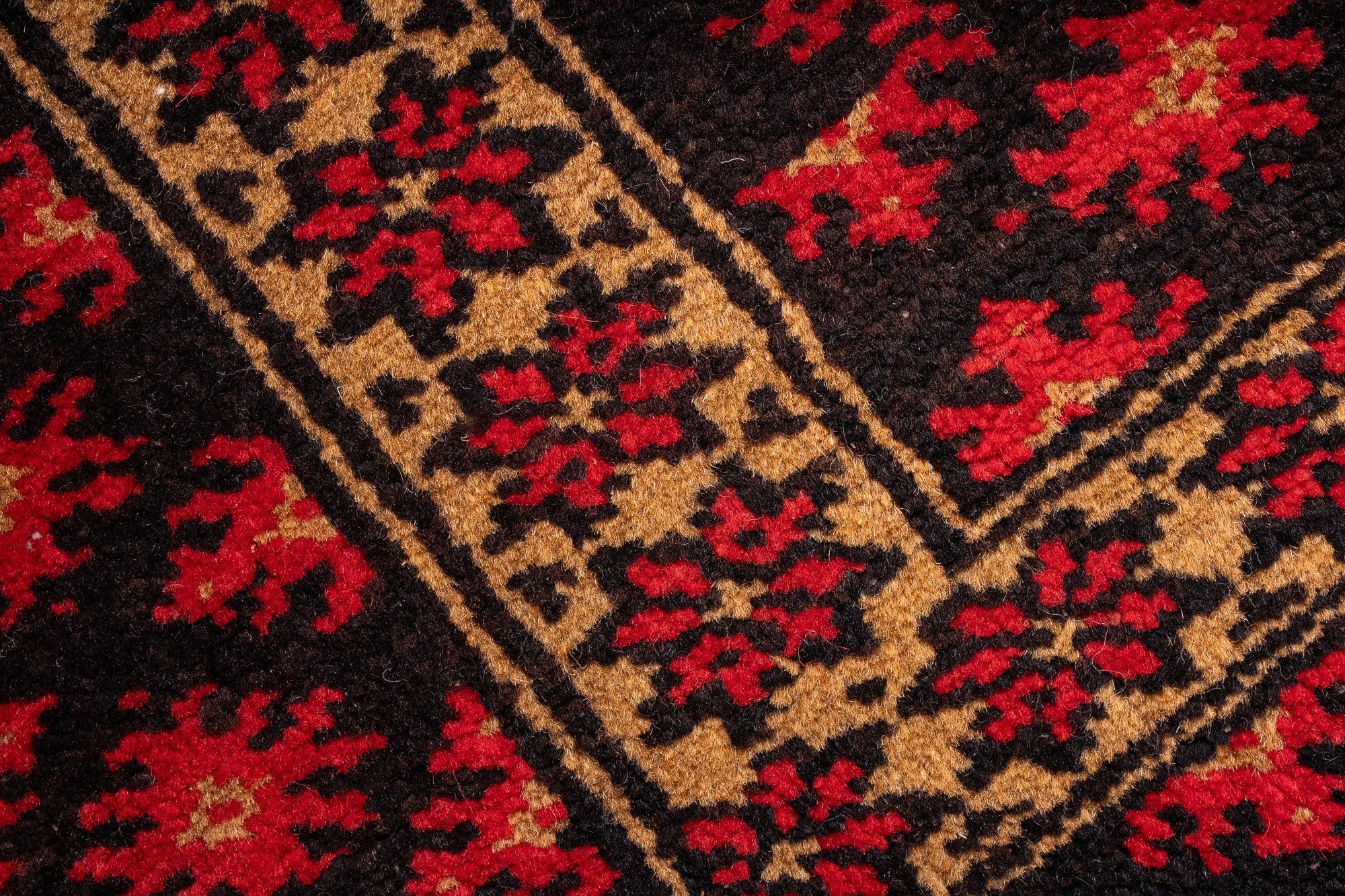 Parsian Balouch Rug <br> 4'0' x 5'0'