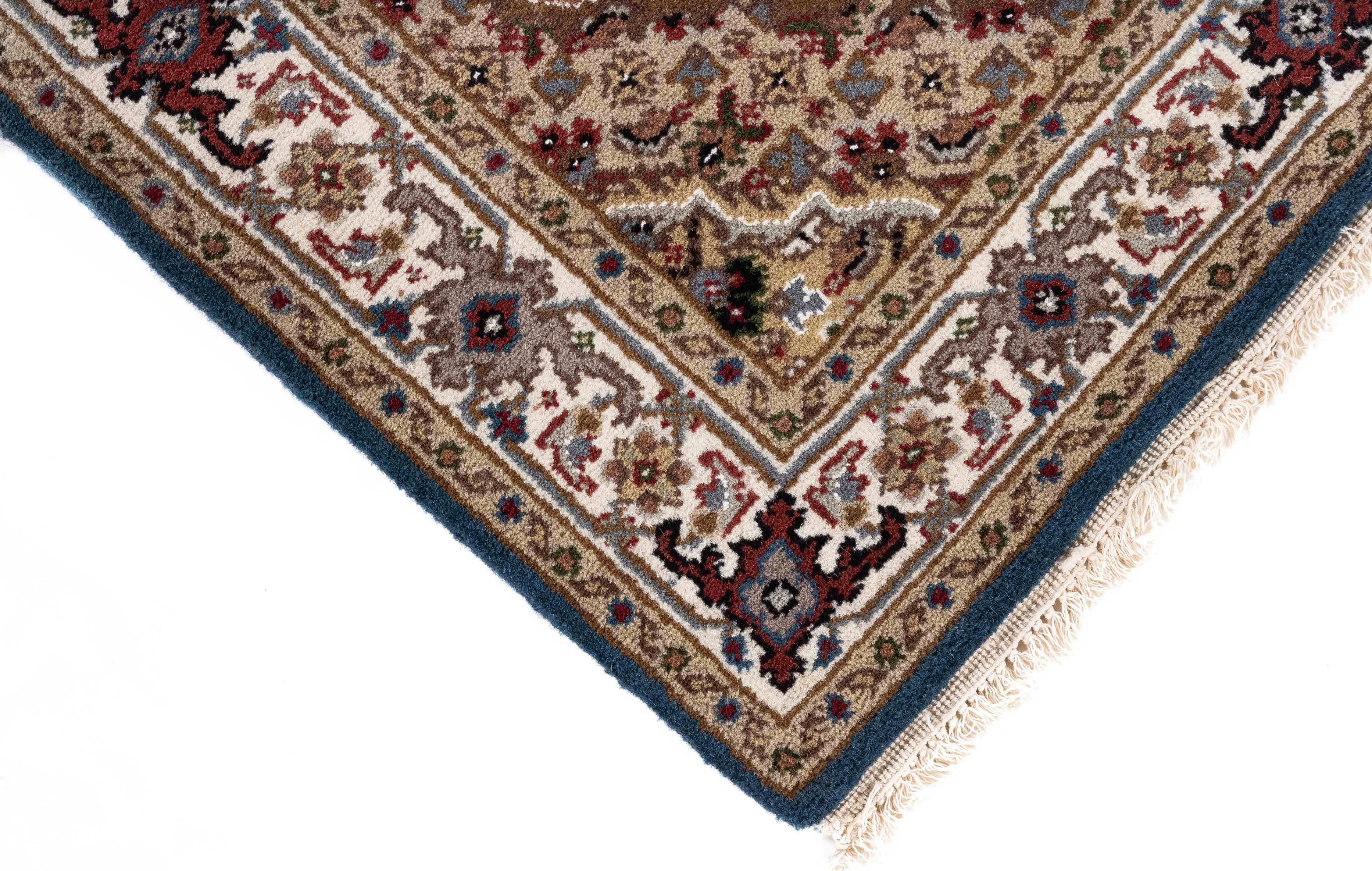 Fine Indian Bidjar Design Rug <br> 2'6 x 4'8