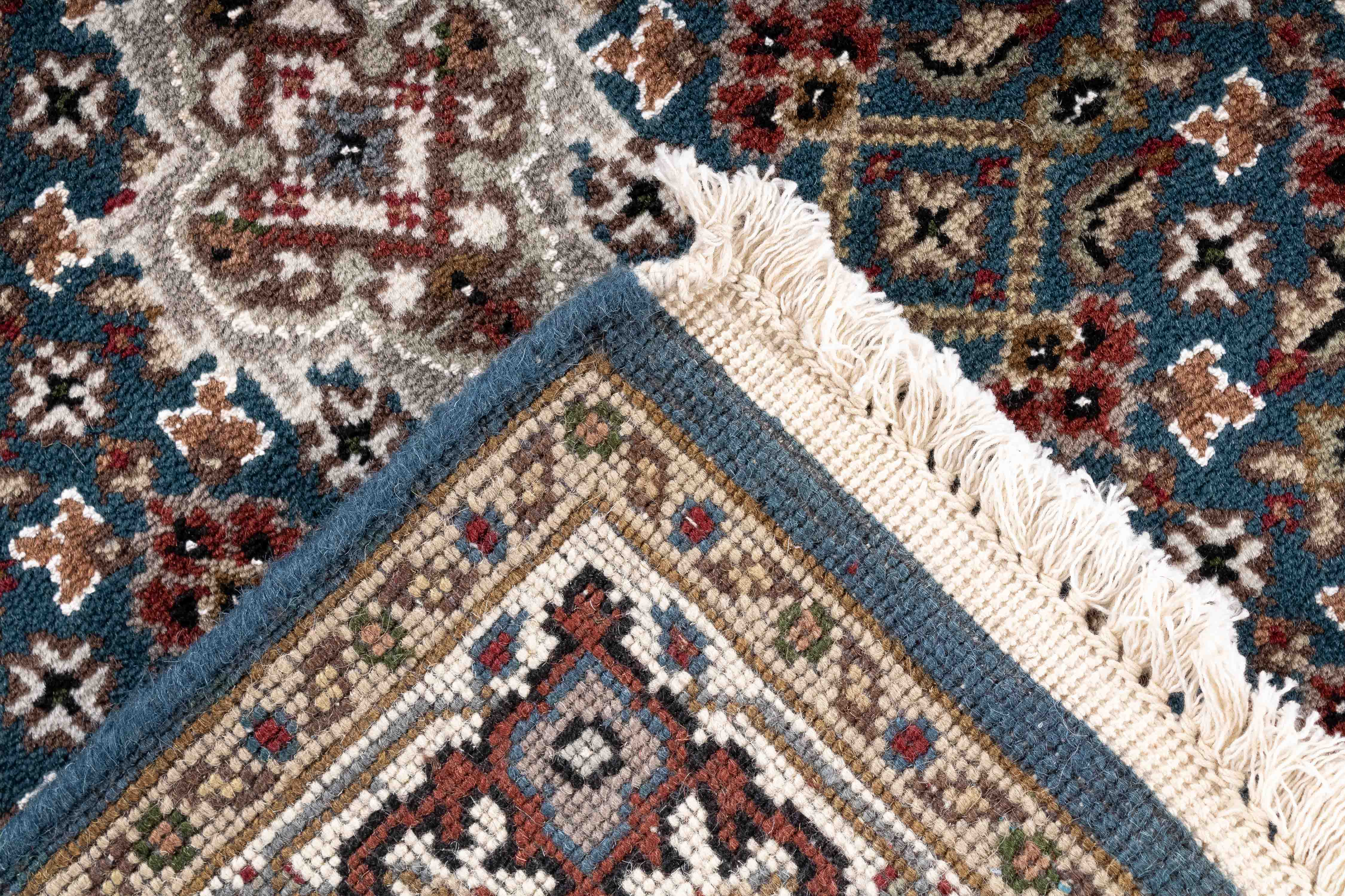 Fine Indian Bidjar Design Rug <br> 2'6 x 4'8