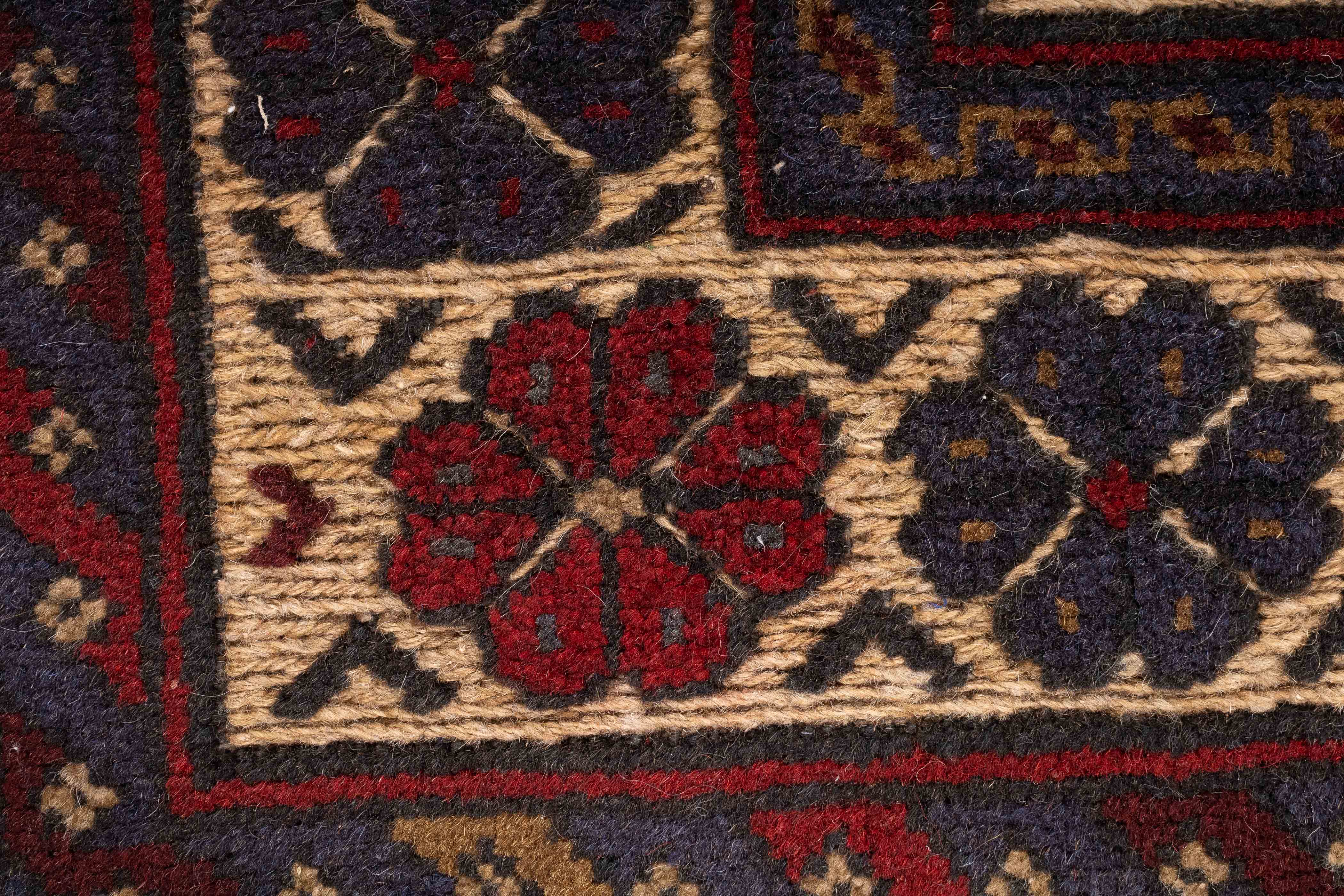 New Pakistan Soumak Rug 4'0 x 6'5