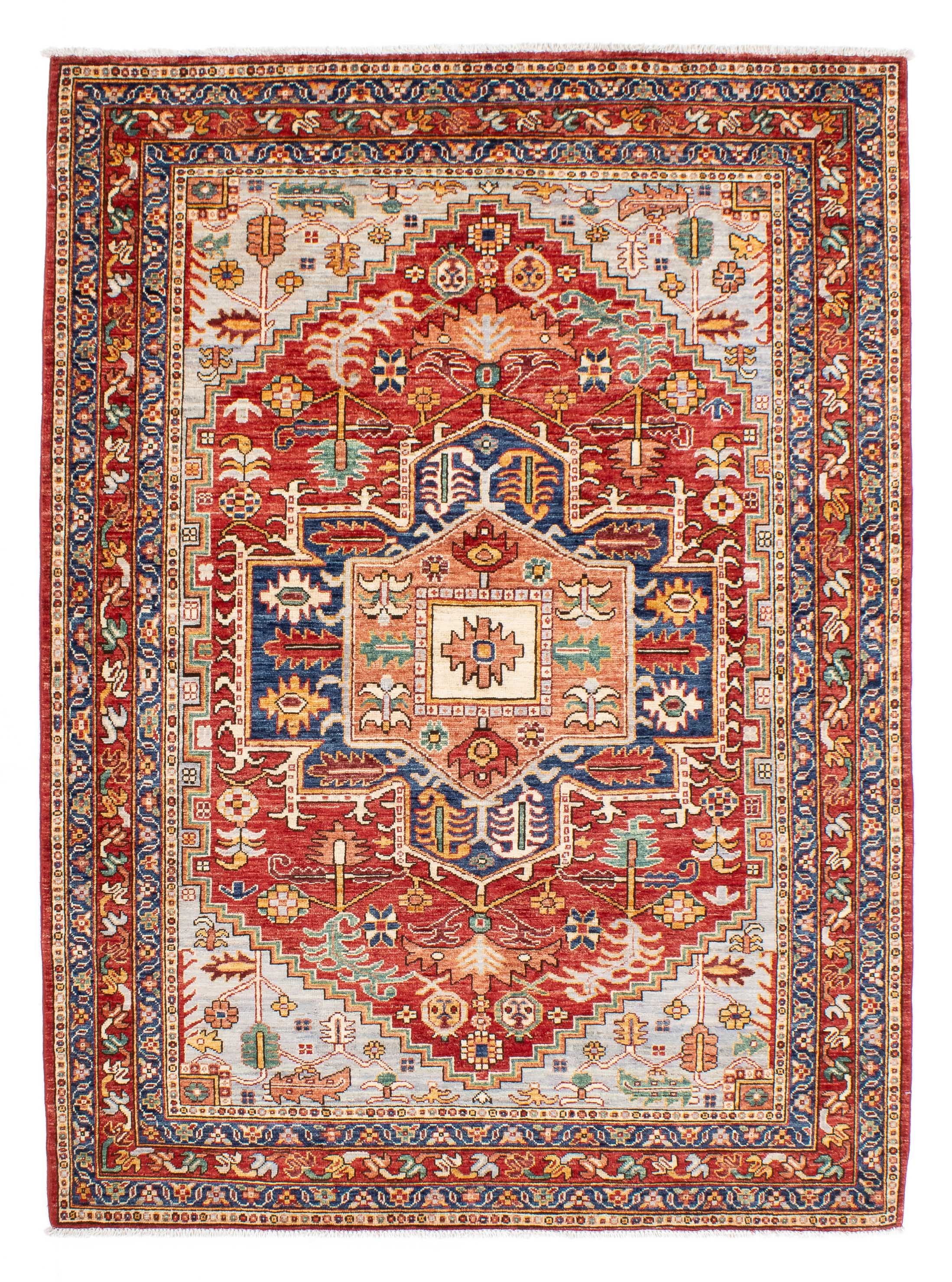 Traditional Pakistan Serapi Rug <br> 5'2 x 6'10