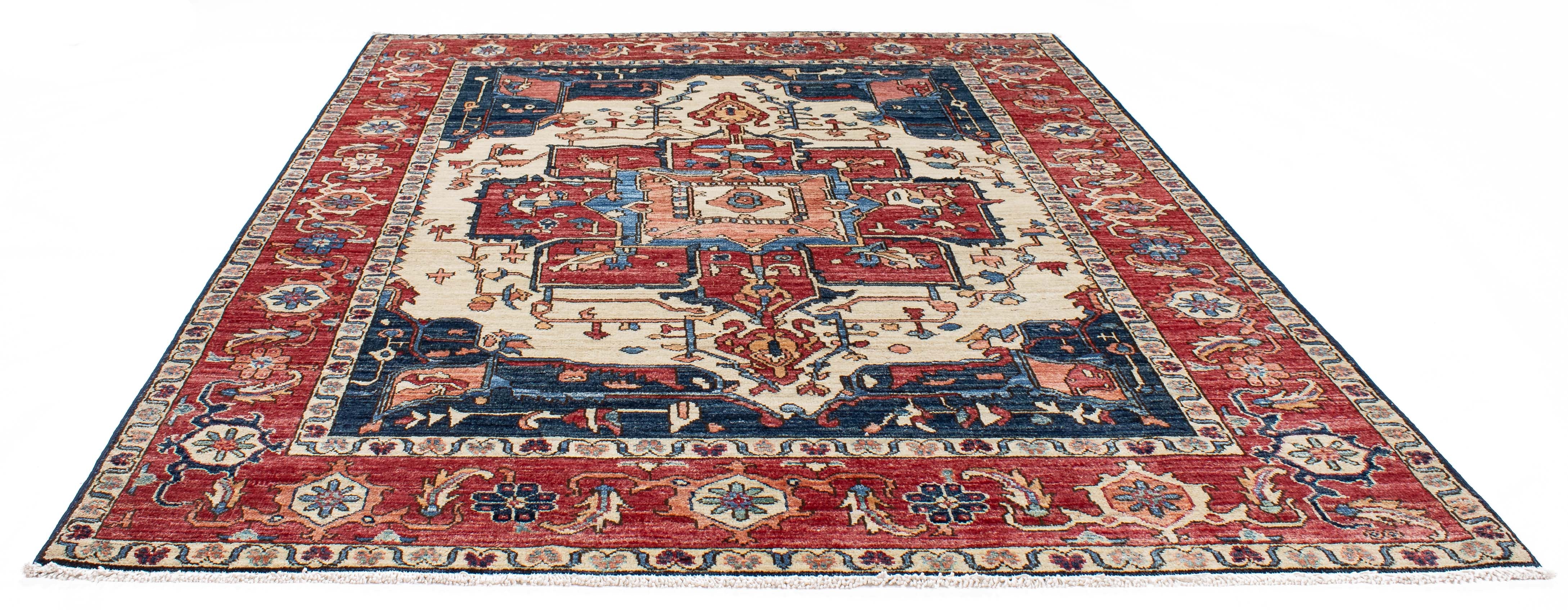 Traditional Pakistan Serapi Rug <br> 5'0 x 6'10