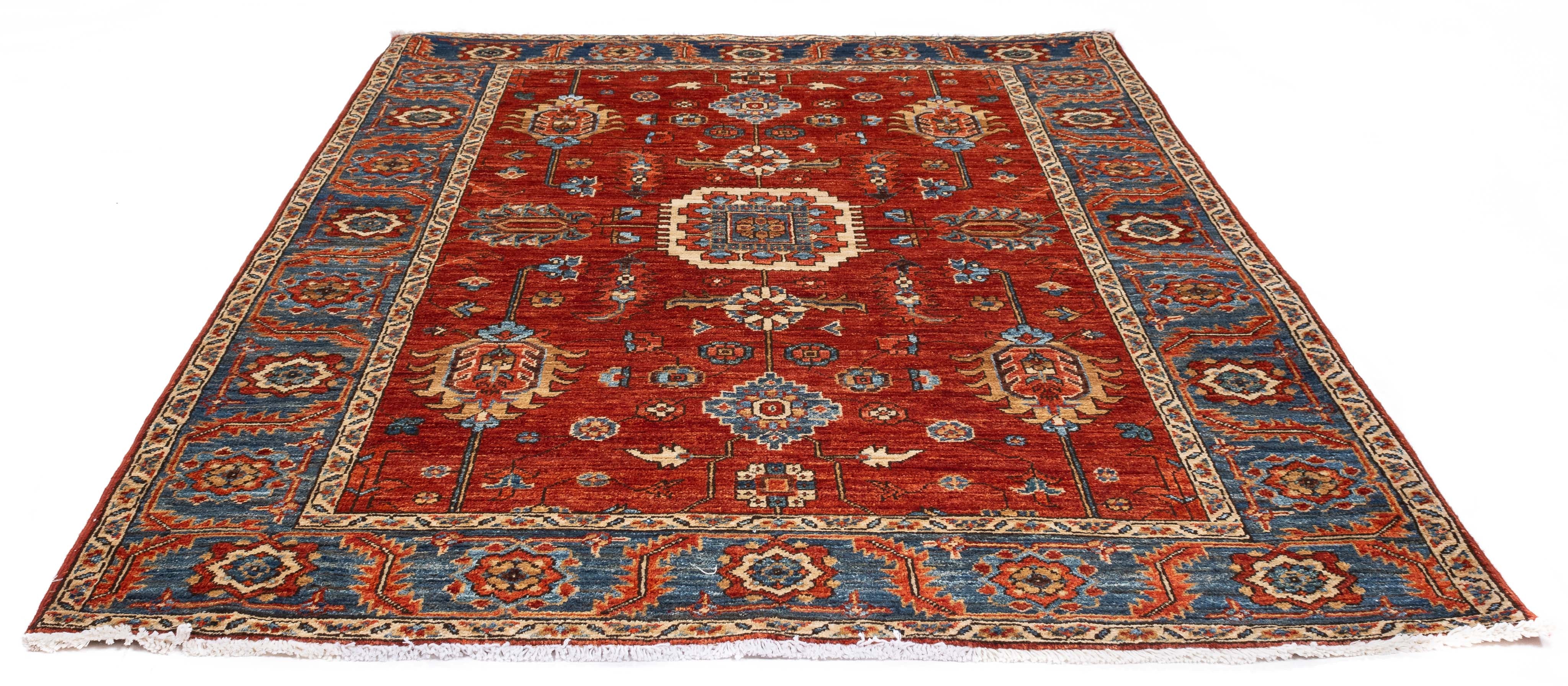 Traditional Pakistan Serapi Design Rug <br> 4'2 x 6'0