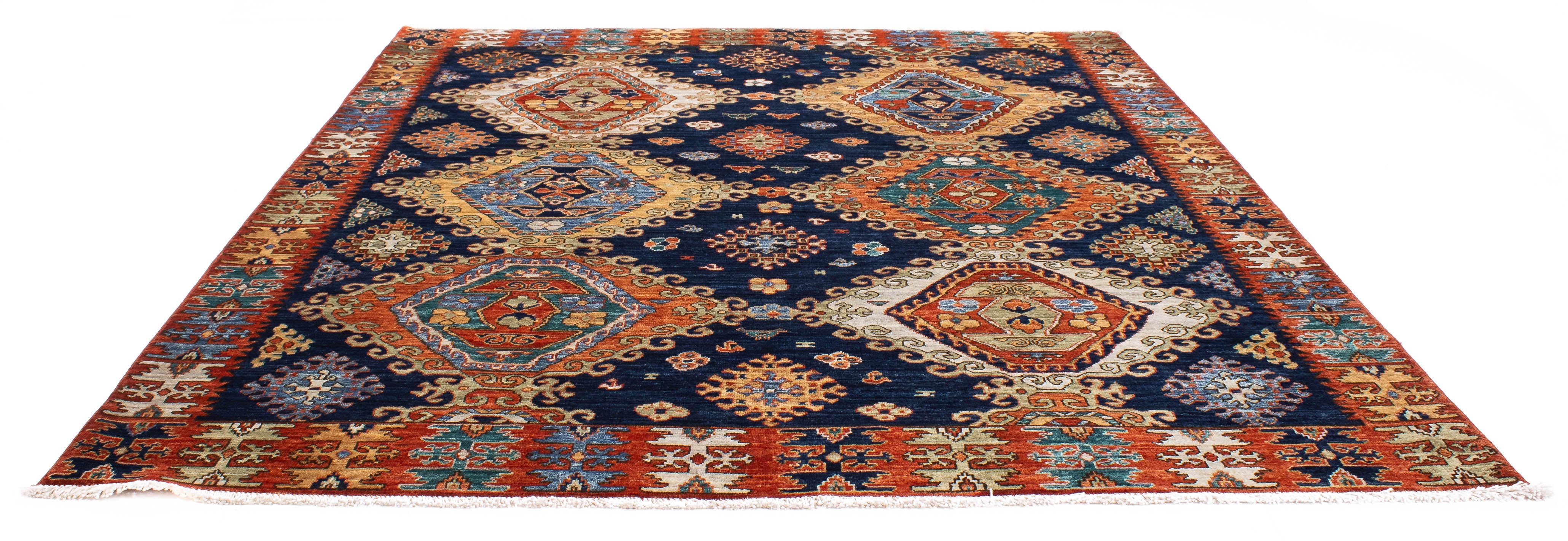 Traditional Pakistan Serapi Rug <br> 5'6 x 6'10