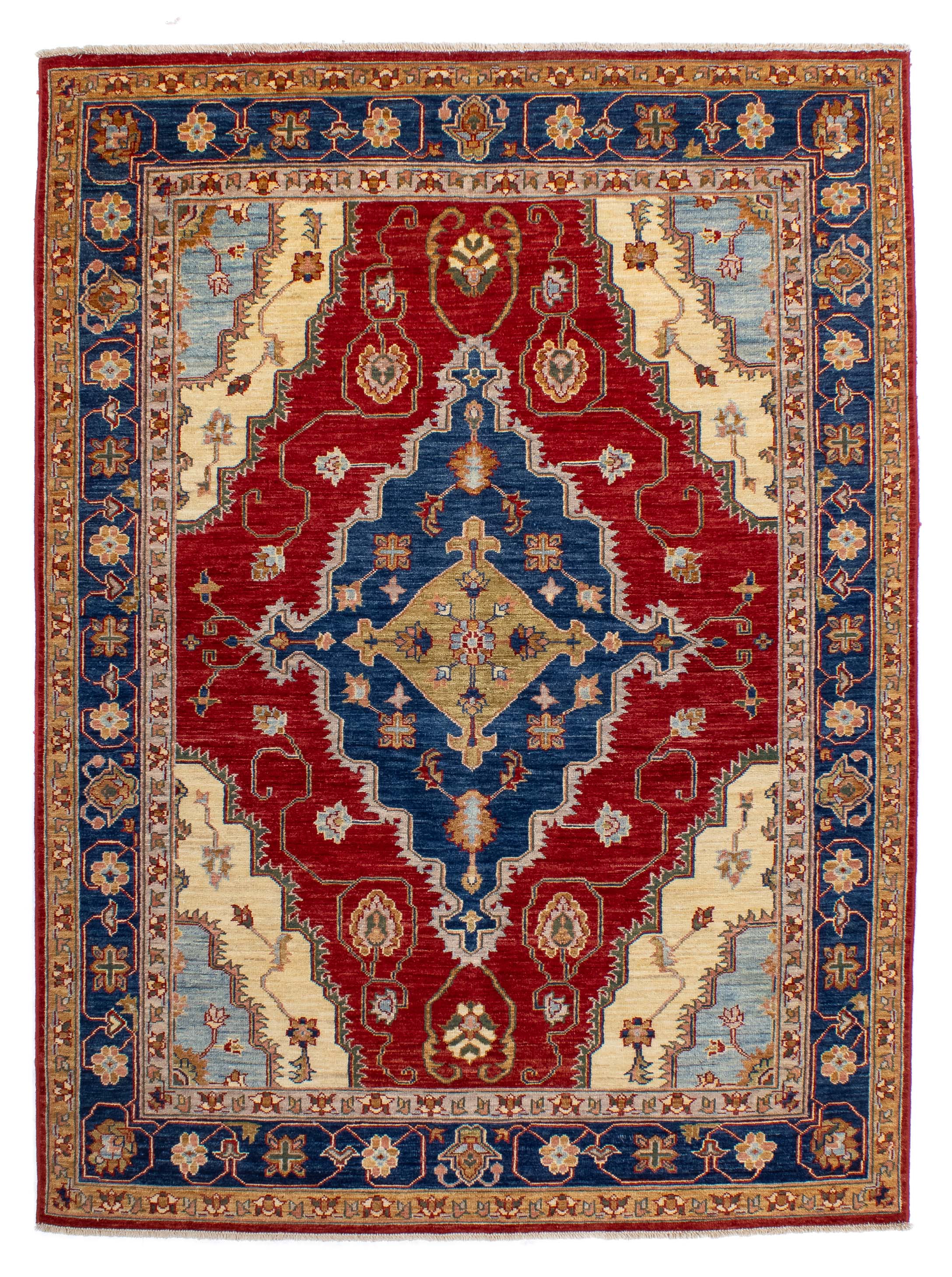 Traditional Pakistan Serapi Rug <br> 4'11 x 6'8