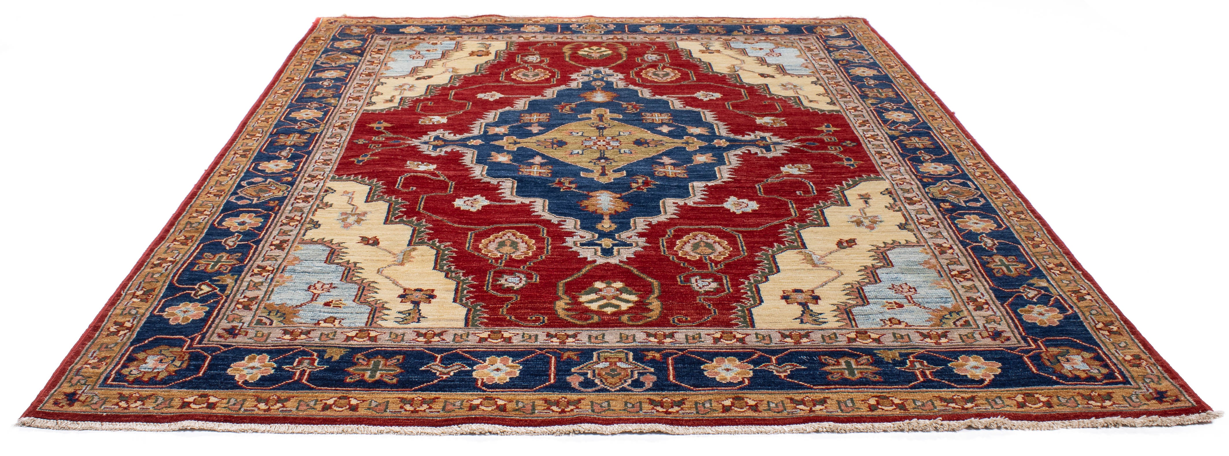 Traditional Pakistan Serapi Rug <br> 4'11 x 6'8