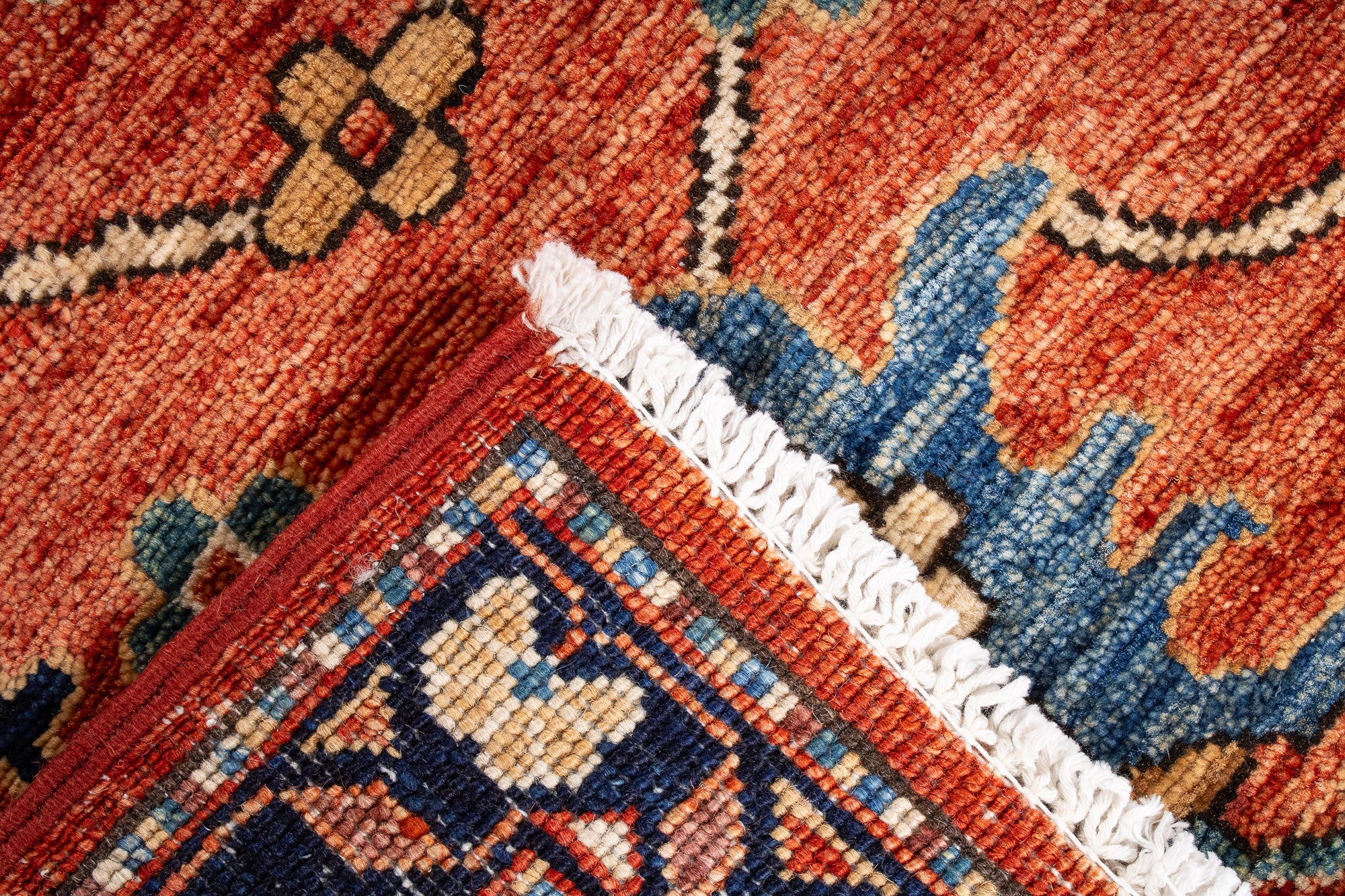 Pakistan Serapi Rug <br> 3'5' x 4'7'