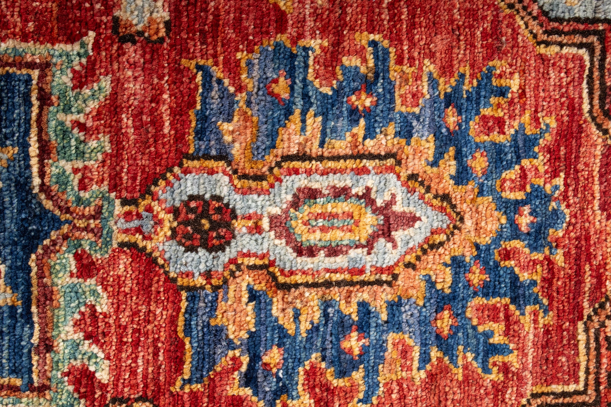 Pakistan Heriz Rug <br> 3'0' x 4'10'