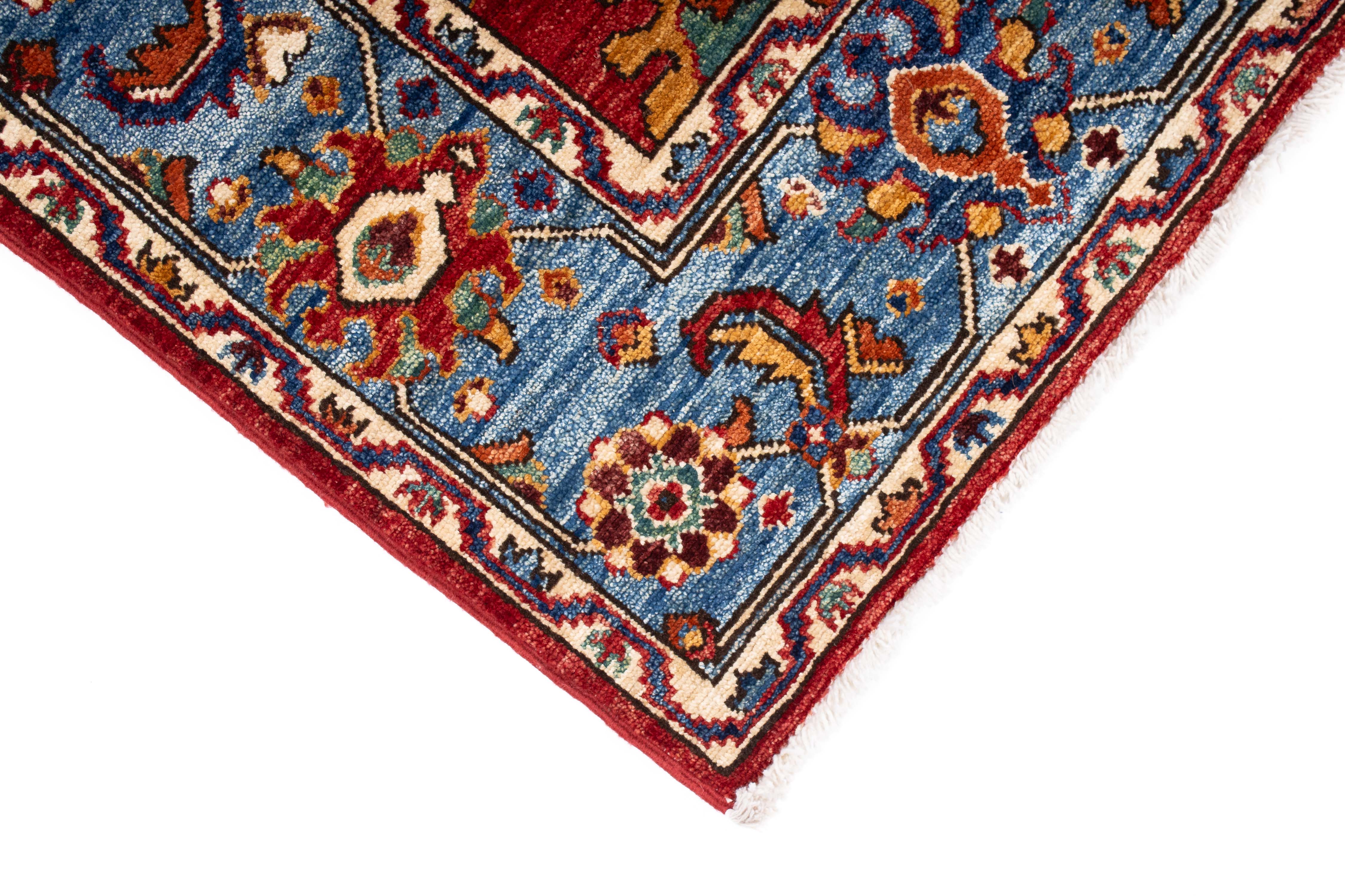 Traditional Pakistan Serapi Rug <br> 5'6 x 8'1