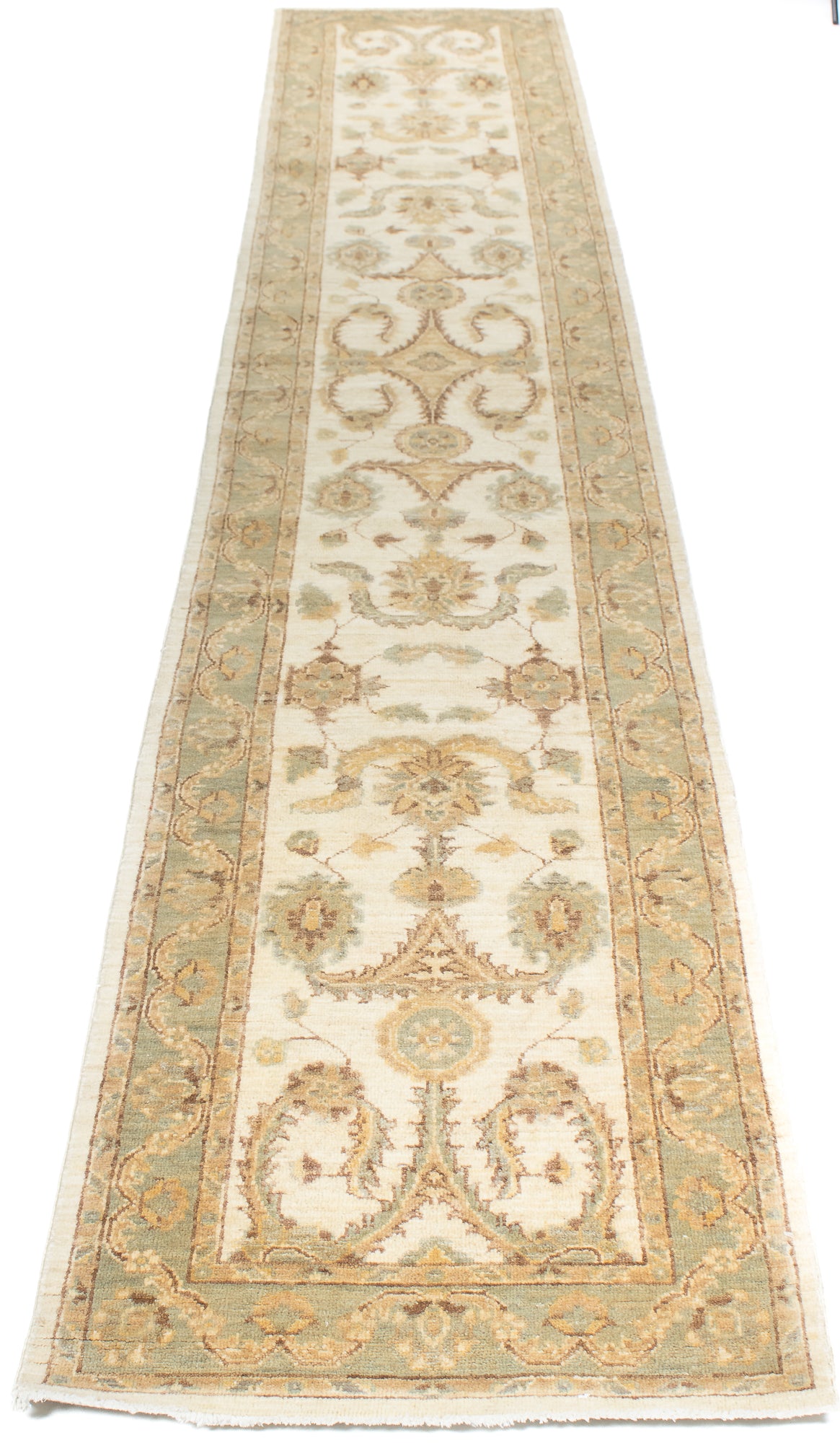 Ivory Pak Chobi Runner  <br> 2'7 x 15'10