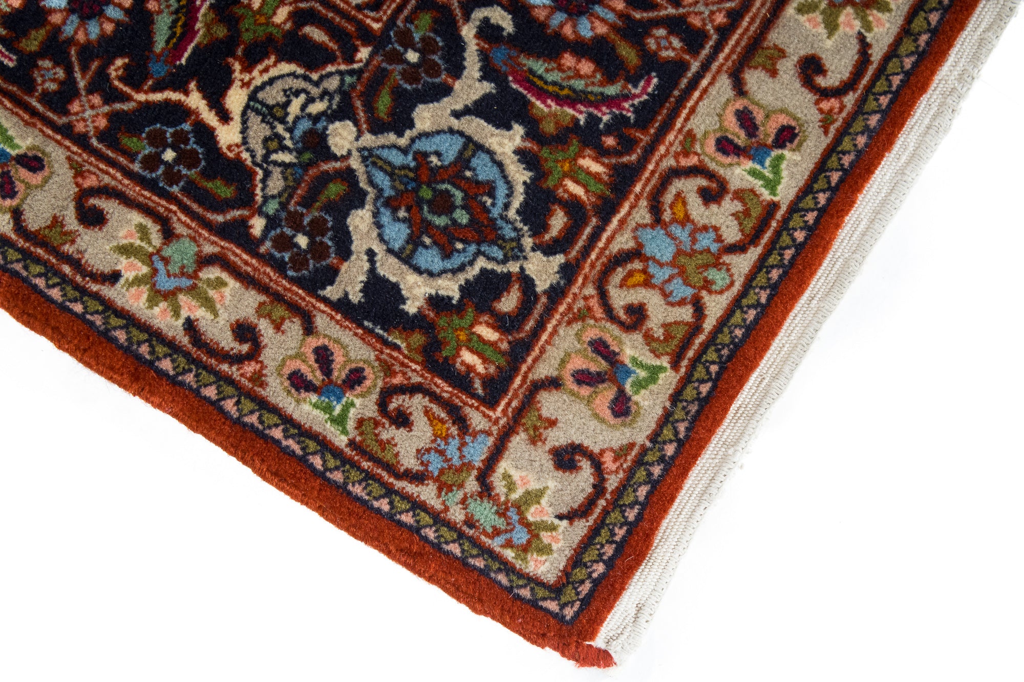 Traditional Persian Bidjar Rug <br> 7'0  x 10'0