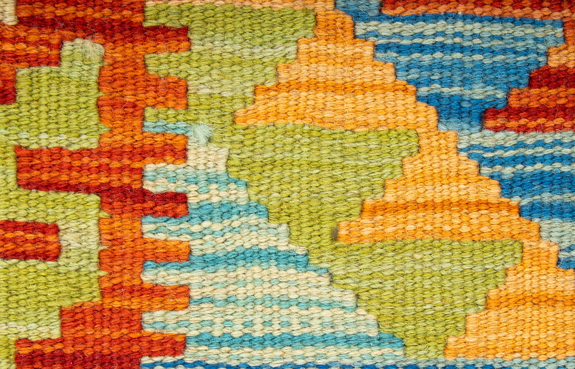 Vibrant Pak Kilim Accent Rug <br> 2'0 x 3'0