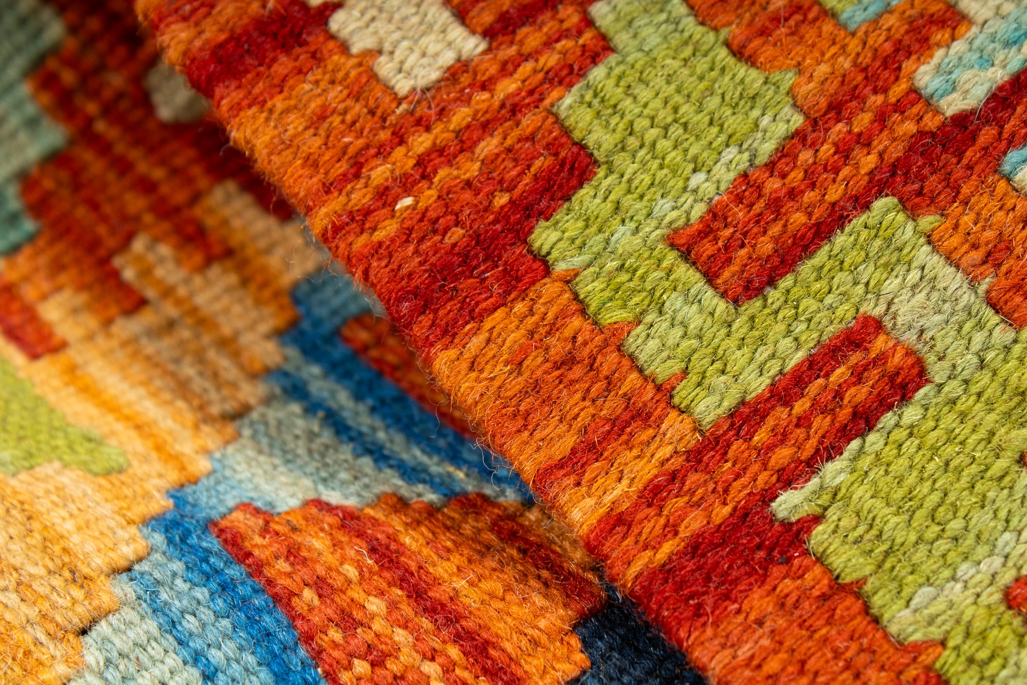 Vibrant Pak Kilim Accent Rug <br> 2'0 x 3'0