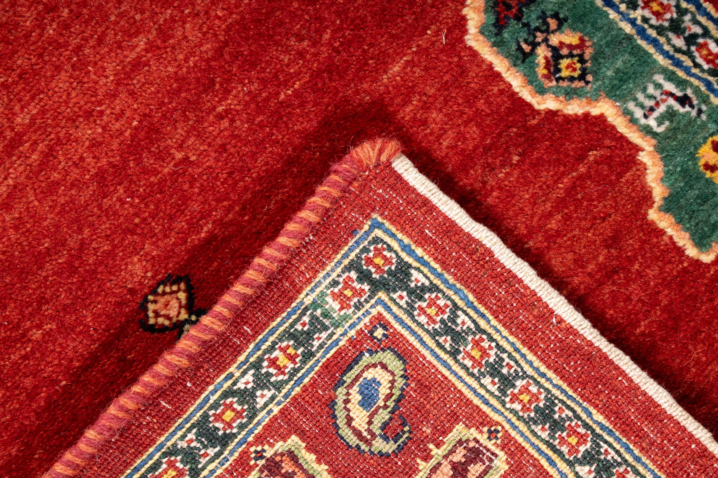 Red Pak Luri Area Rug <br> 2'4 x 6'11