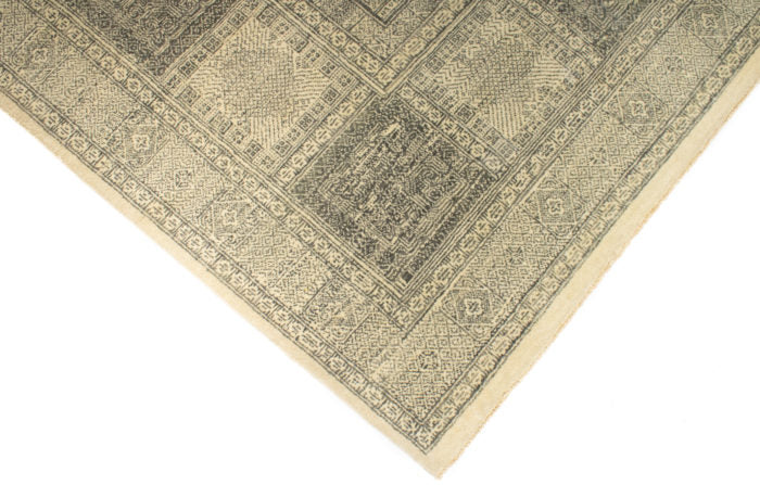 Indian Transitional Design Rug <br> 10'0 × 13'10