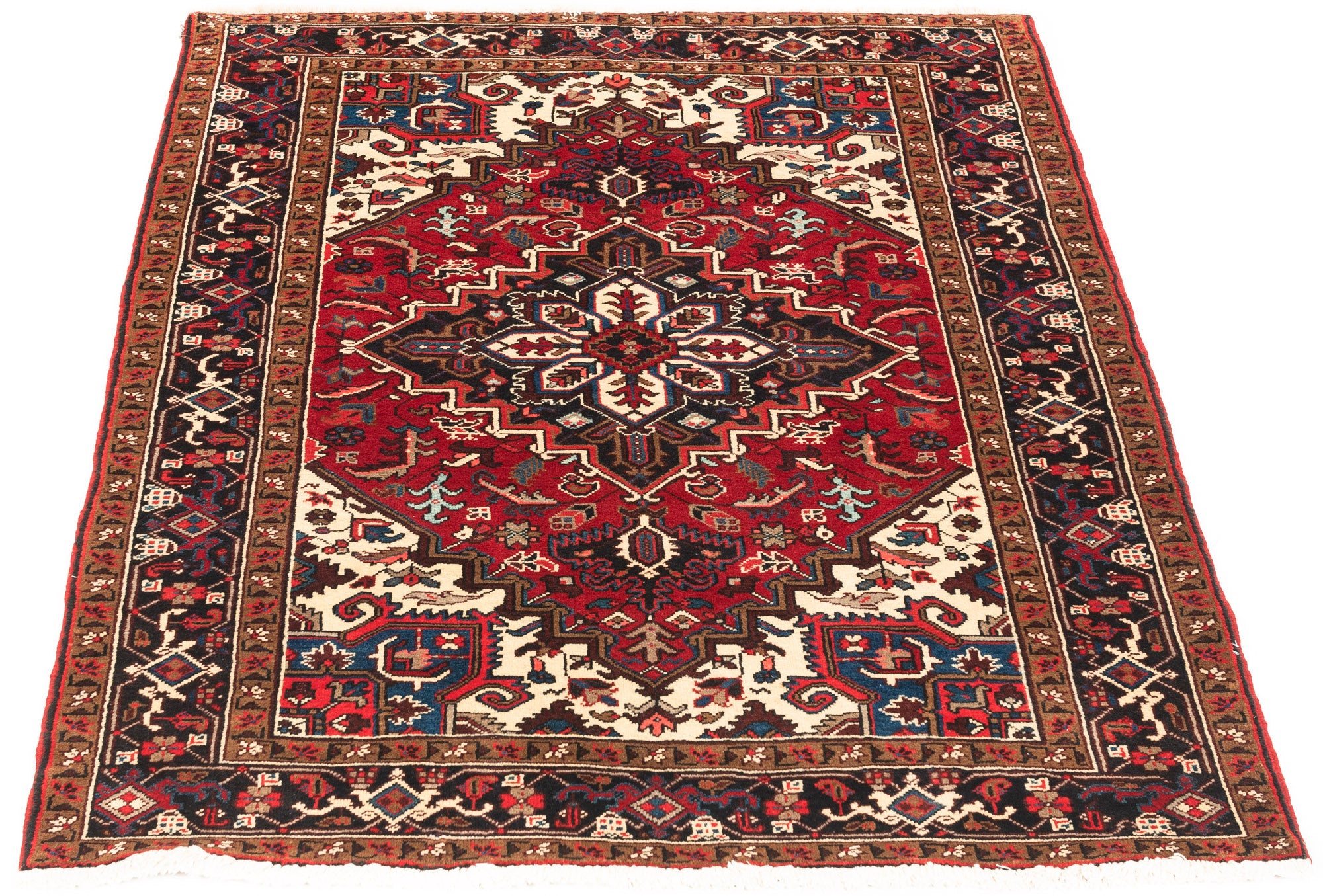 New Persian Heriz Rug <br> 4'11 x 6'7