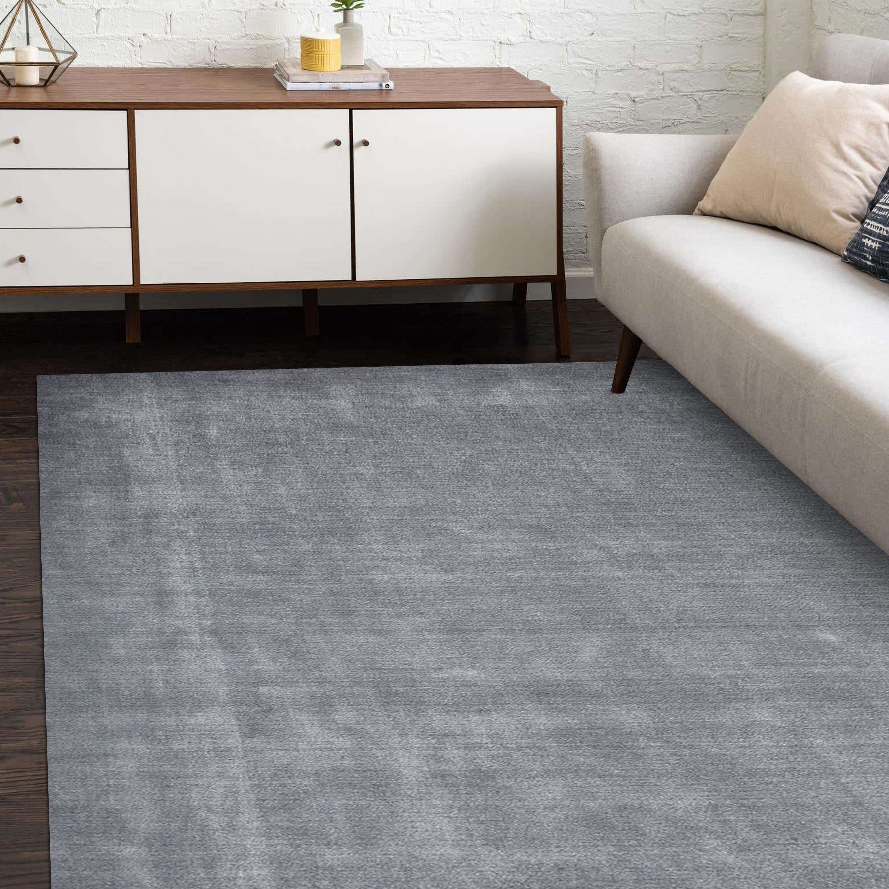 Wellington Hand Loomed Contemporary Solid Area Rug